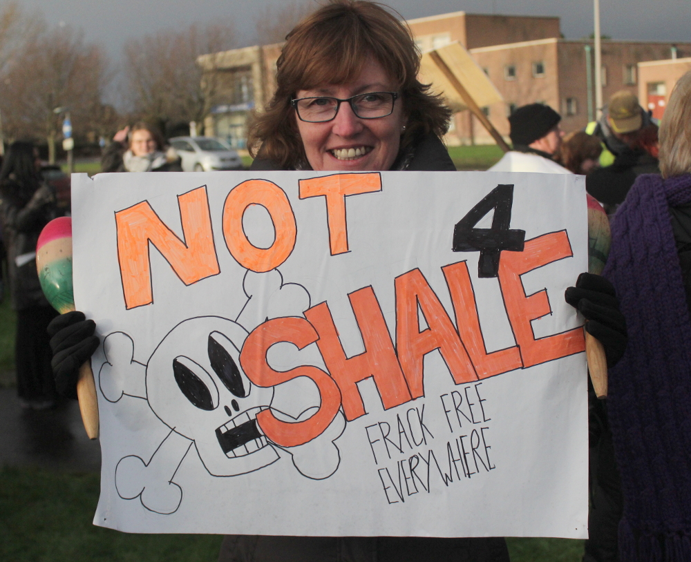 "Note 4 Shale" placard.