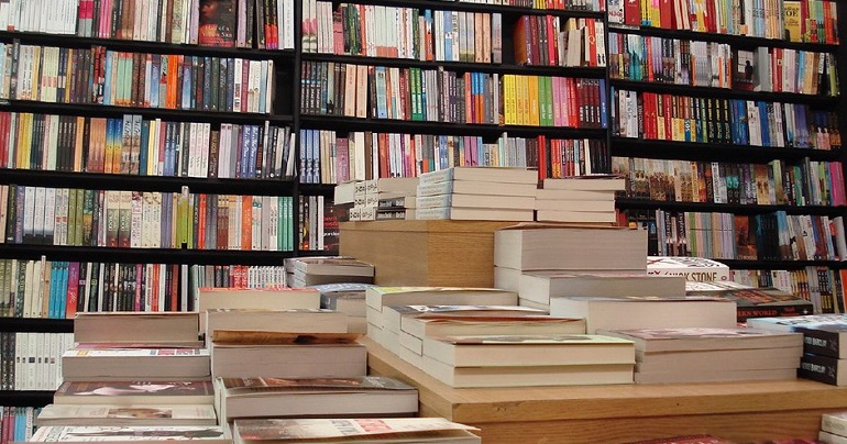 A photo of a the inside of a bookshop