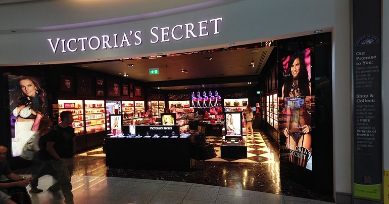 A photo of a Victoria's Secret store