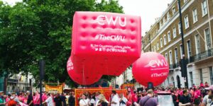 New poll finds majority of public support Royal Mail strikes